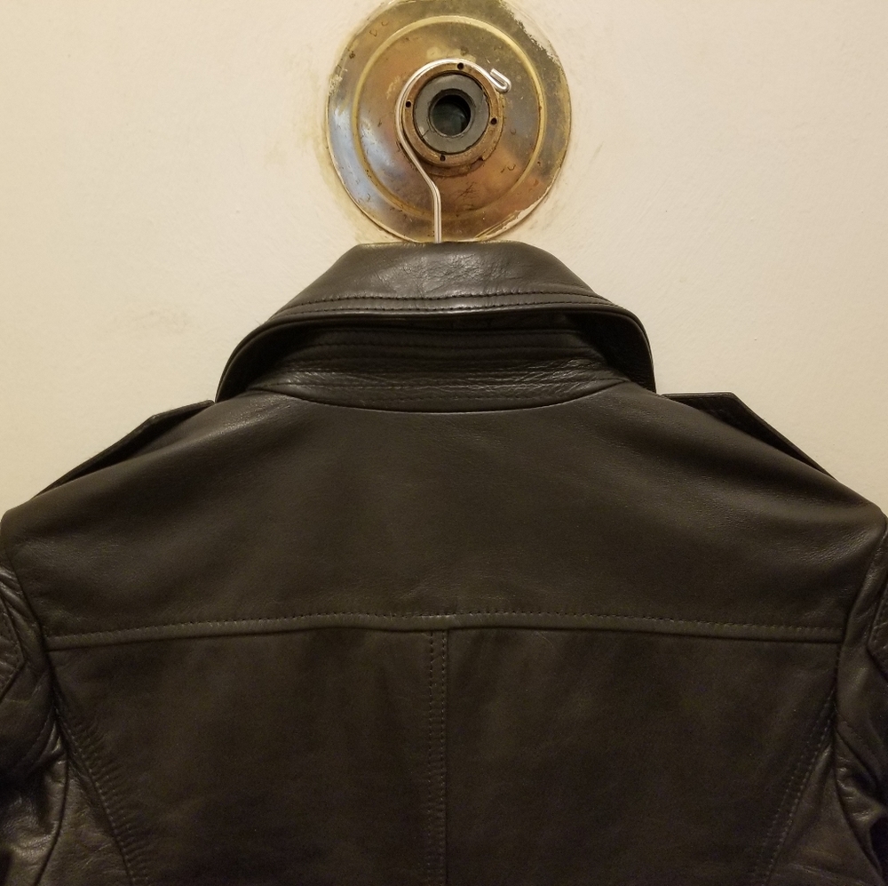 HOSTPICK!!! Burberry Jacket with Nova Check lining - Picture 7 of 14